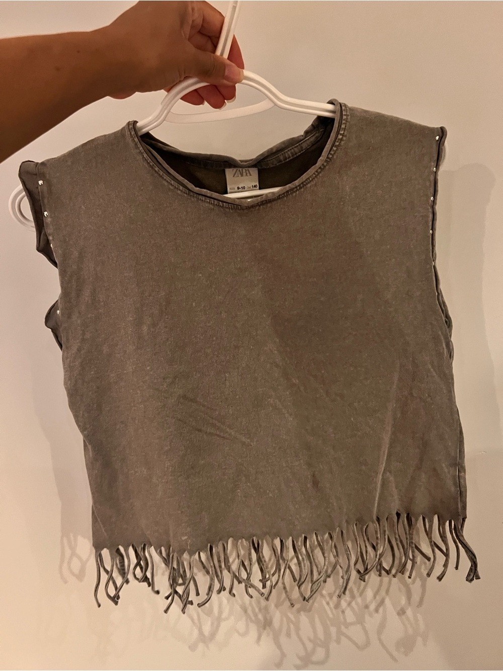 BNWoT Zara | 9-10 | Girls Gray Fringe Muscle Tee